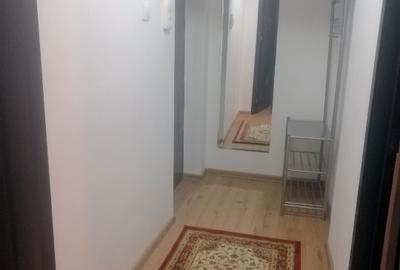 Apartament cu 2 camere semidecomandat în Brâncoveanu