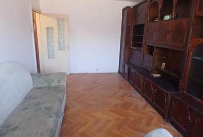 Apartament cu 3 camere decomandat, mobilat în Lipovei - 3