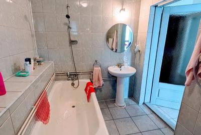 Casă cu 5 camere în Poiana - 3