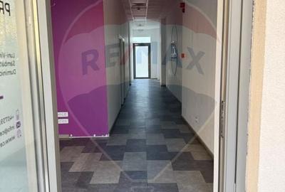 Spațiu comercial, de 92.199996948242 mp, în Ștefan cel Mare - 5