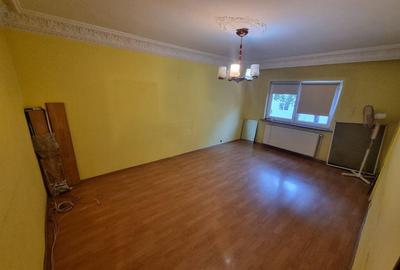 Apartament cu 2 camere decomandat în Dacia