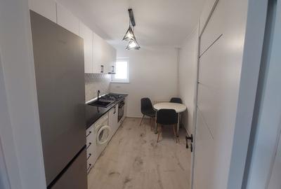 Apartament cu 2 camere decomandat în Far - 1