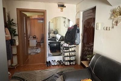 Apartament cu 2 camere decomandat în Casa Cărții