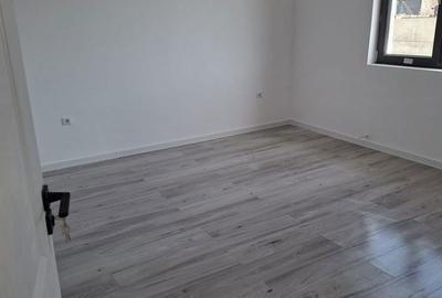 Casă cu 3 camere în Central