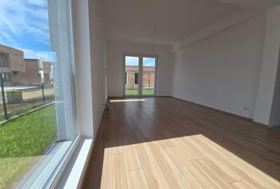 Casă individuală cu 3 camere cu Canalizare în Berceni - 2