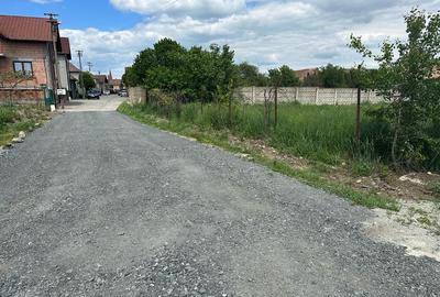 Vand teren intravilan - 1.024 mp - deschidere 22 m - in Selimbar