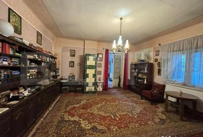 Casă cu 4 camere cu Teren 1488 Mp în Pestișu Mic - 15