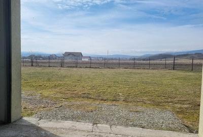 Spațiu comercial, de 10,000 mp, în Central - 4