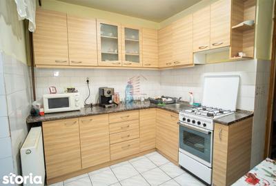 Apartament cu 3 camere decomandat în Calea Aradului - 2