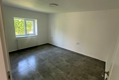 Casă cu 6 camere cu Teren 632 Mp în Palazu Mare - 10