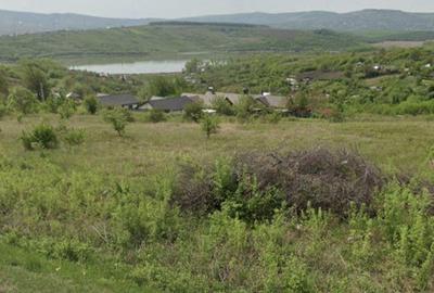 Spațiu comercial, în Miroslava