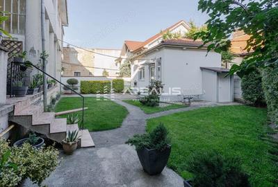 Apartament cu 4 camere semidecomandat în Central - 18
