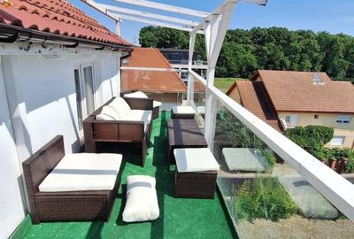 Apartament cu 3 camere semidecomandat, mobilat în Dumbrăvița