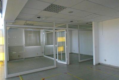 Spațiu comercial, de 285 mp, în Vest - 4