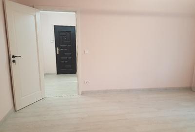 Apartament cu 2 camere semidecomandat în Narcisa - 15