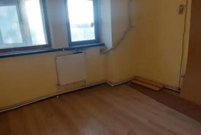 Apartament cu 3 camere decomandat în Gara - 2