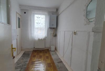 Apartament cu 3 camere decomandat în Central - 2