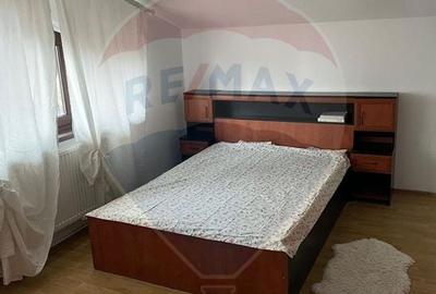 Casă / Vilă cu 5 camere de închiriat în zona Bariera Valcii - 4