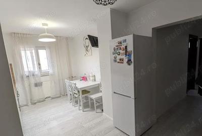 Apartament cu 3 camere decomandat în 1 Decembrie - 1