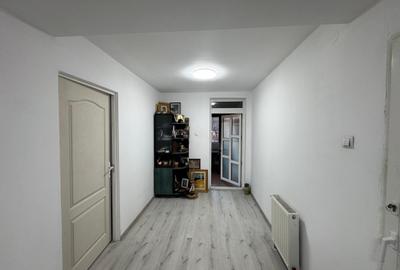 Casa cu 4 camere Bucium - 10