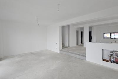 Duplex cu 6 camere cu Canalizare în Feleacu - 3