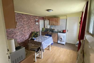 Casă cu 2 camere cu Teren 370 Mp în Mediaș - 2