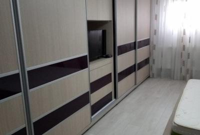 ZONA INDUSTRIALA -SPATIU COMERCIAL - 30