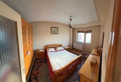Apartament cu 3 camere decomandat în Central - 4