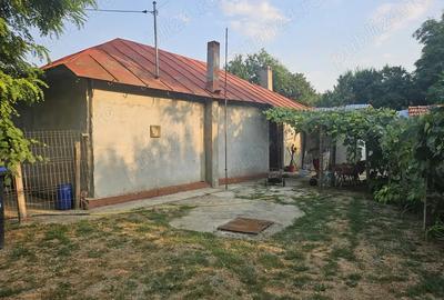 Casa de vanzare + teren ieftina - 2