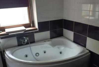 Casă cu 4 camere cu Teren 254 Mp în Central - 3