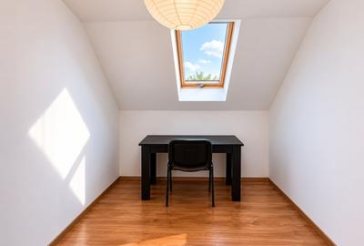 Duplex cu 12 camere cu Canalizare în Moșnița Veche - 9