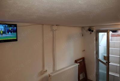 Inchiriez birou mobilat - 4