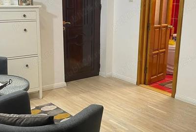 Apartament cu 4 camere semidecomandat în Central - 3