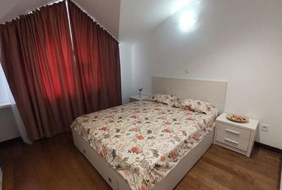 Apartament cu 3 camere decomandat în Mărgeanului - 2