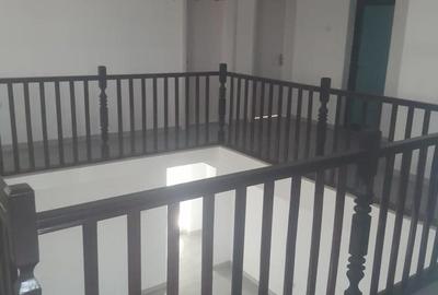 Casă cu 6 camere în Central - 4