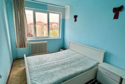 Apartament cu 4 camere decomandat în Cantemir - 3