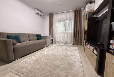 Apartament cu 2 camere semidecomandat, mobilat în Buziașului