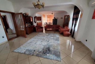 Vand casa 5 camere zona Aradul Nou - ID : RH-42343-property - 1