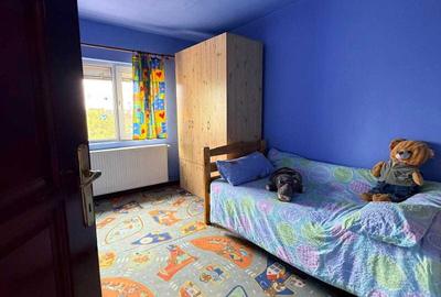 Apartament cu 4 camere decomandat în Soarelui - 2