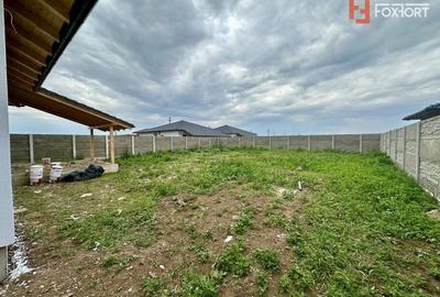 Casa individuala cu 4 camere - Toate utilitatile + Asfalt - Mosnita Noua Casa individuala cu 4 camere - Toate utilitatile + Asfalt - Mosnita Noua - 2