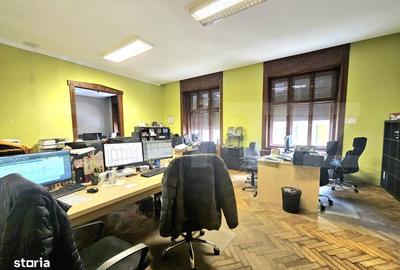 Apartament cu 4 camere în Traian - 13