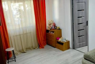 Apartament cu 2 camere decomandat în Vest