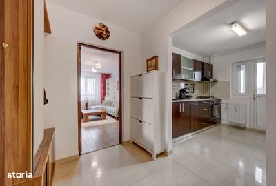 Apartament cu 3 camere semidecomandat, mobilat în Apărătorii Patriei - 13