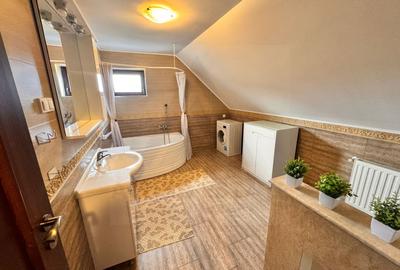 Casă cu 3 camere cu Canalizare în Ultracentral - 10