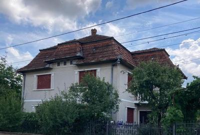 Casă cu 5 camere în Central - 4