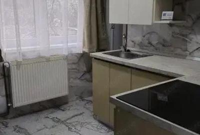 Apartament cu 2 camere decomandat în Cornișa - 2