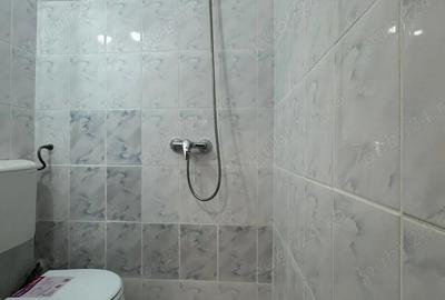 Garsonieră decomandată în Blașcovici