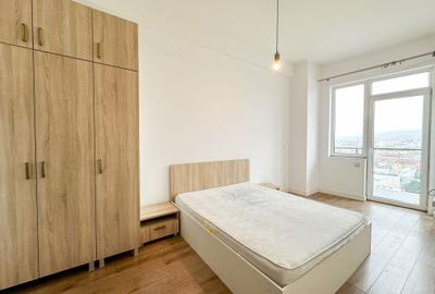 Apartament cu 3 camere semidecomandat în Central - 2