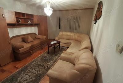 Apartament cu 2 camere decomandat în Ampoi 3