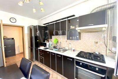 Apartament 2 camere de vanzare in Floresti - 3